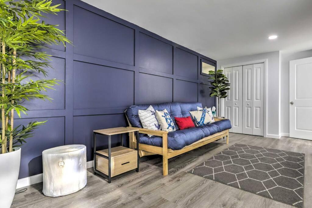 New! Updated Mystic Home W/ Sauna, Hot Tub & Deck Ngoại thất bức ảnh